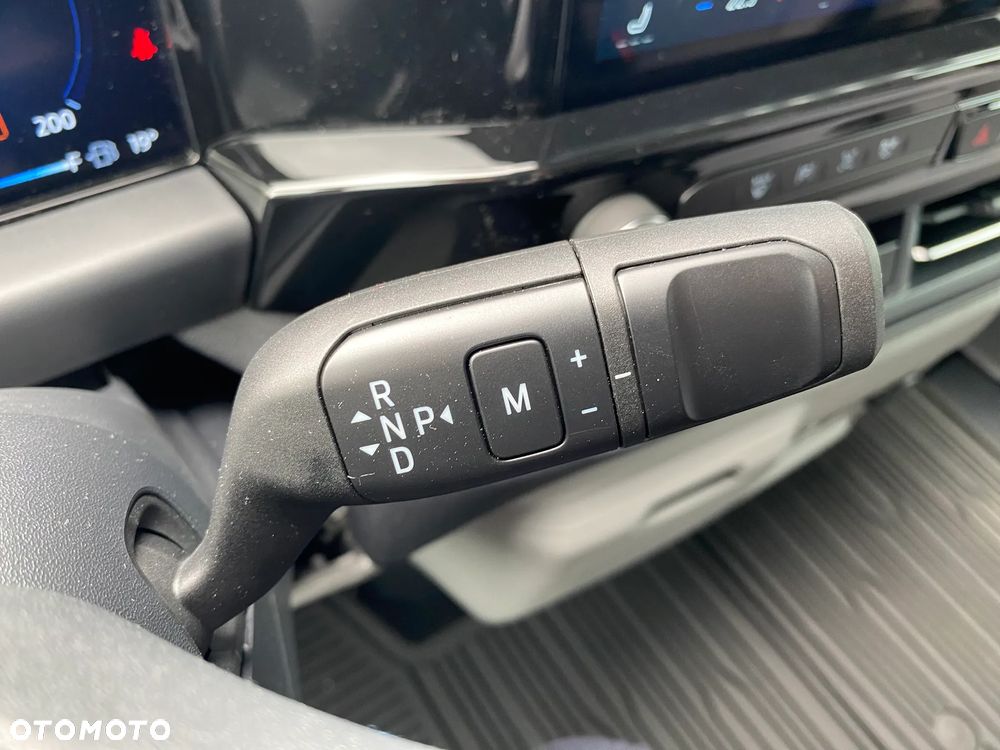 Ford Tourneo Custom 2.0 EcoBlue 320 L2 Titanium - 27