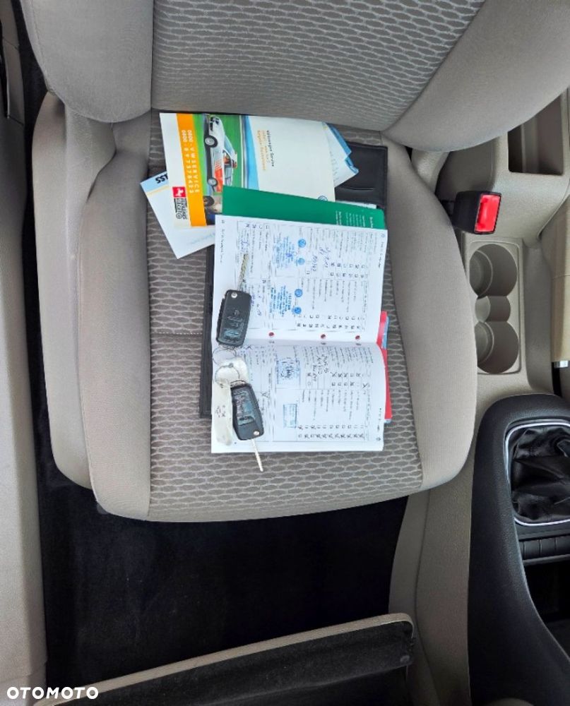 Volkswagen Golf - 15