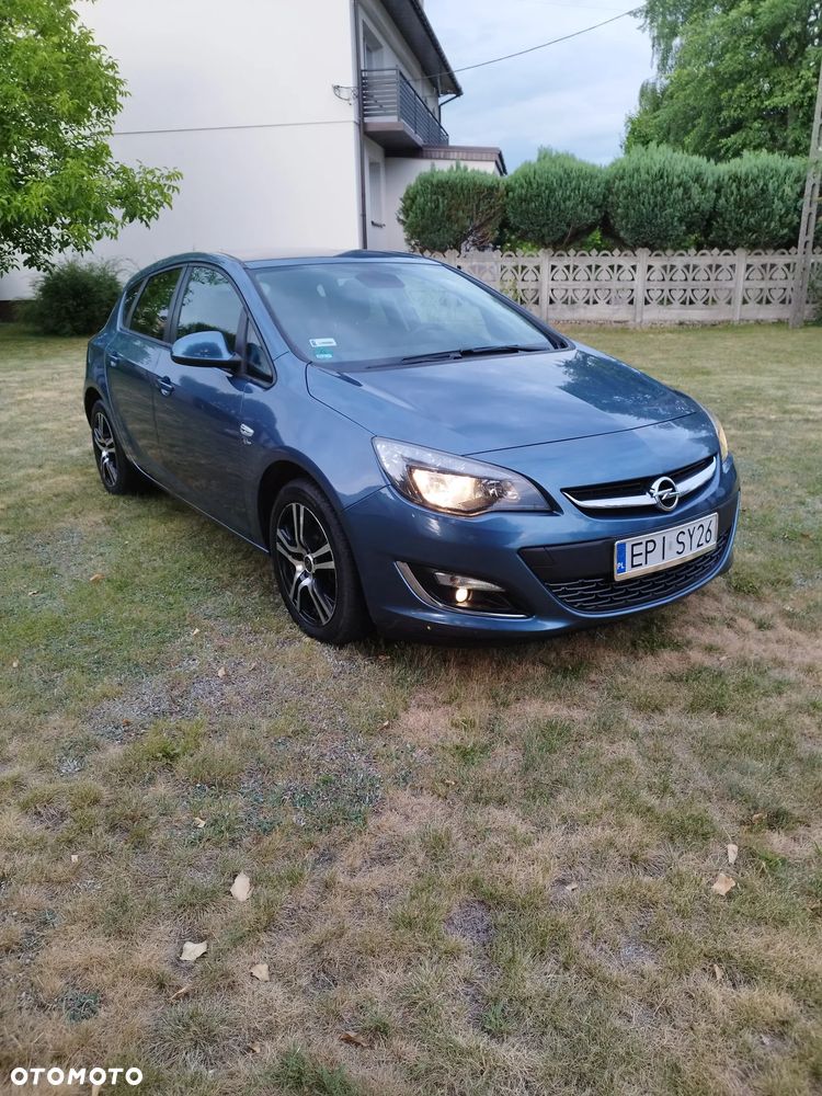 Opel Astra 1.4 Turbo - 4
