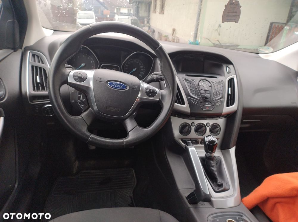 Ford Focus - 17
