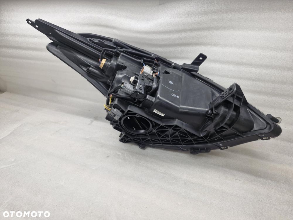 SUZUKI SWIFT MK7 SPORT LAMPA LEWA PRZÓD STANLEYP9122 - 8