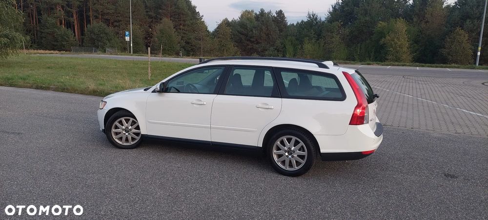Volvo V50 1.6D Momentum - 24