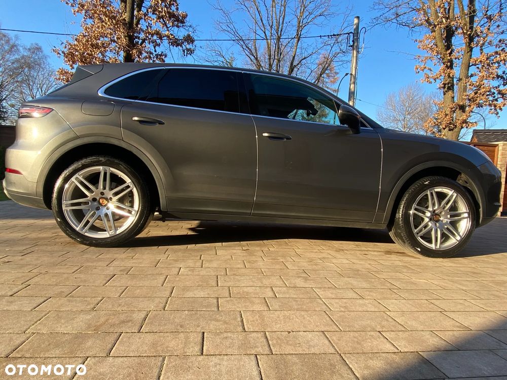 Porsche Cayenne S - 10