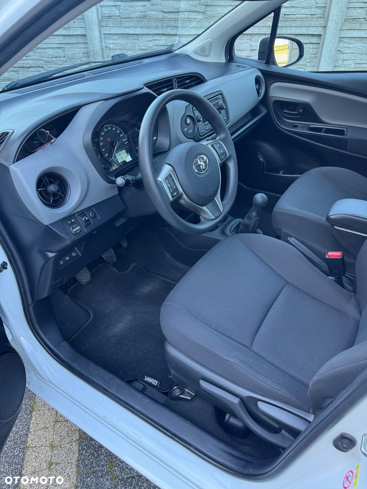 Toyota Yaris 1.0 Active - 8