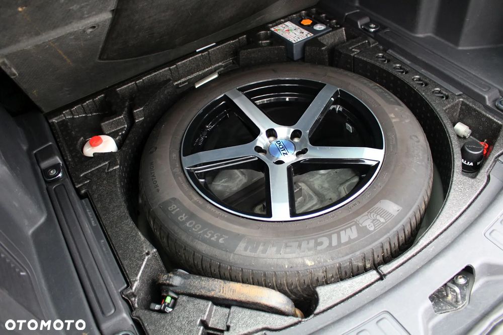 Land Rover Discovery Sport 2.0 TD4 Pure - 15