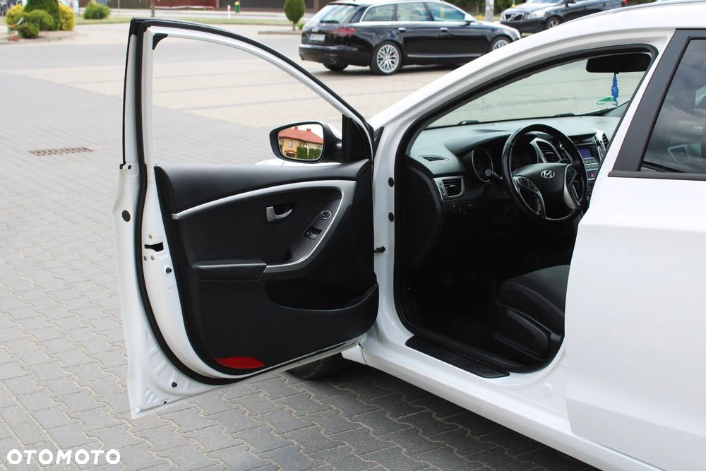 Hyundai i30 - 18