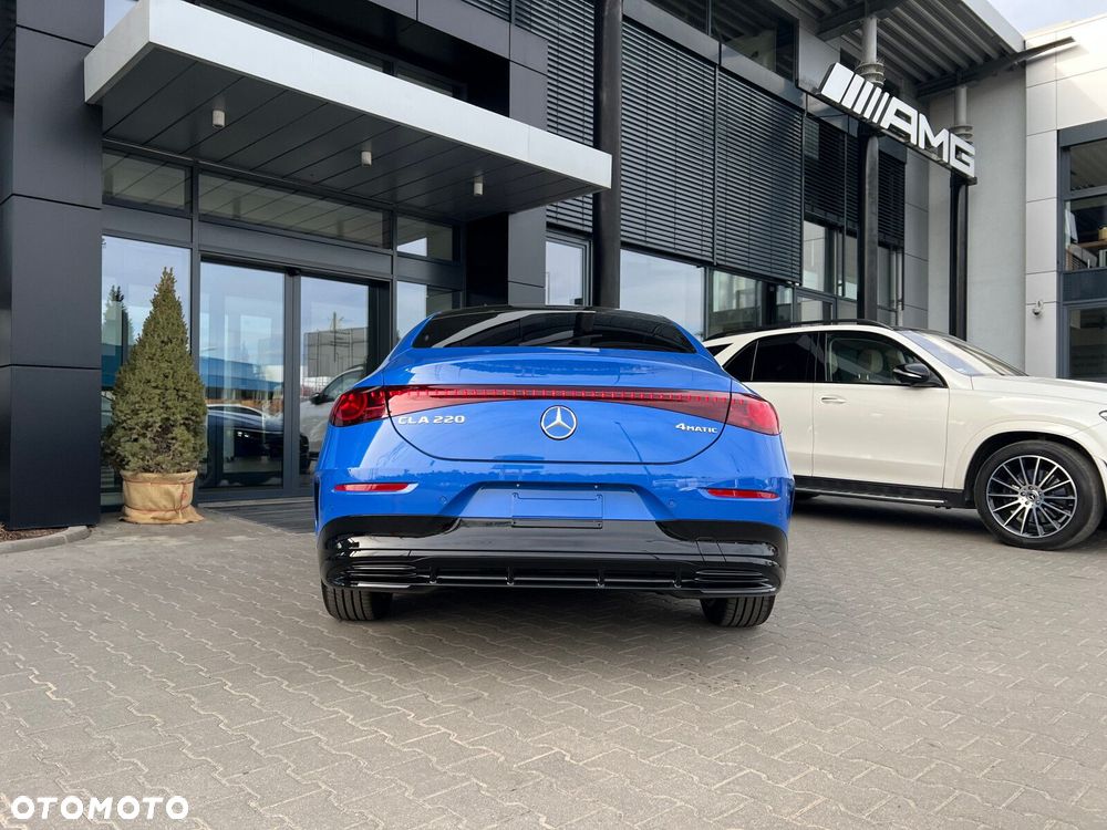 Mercedes-Benz CLA - 18