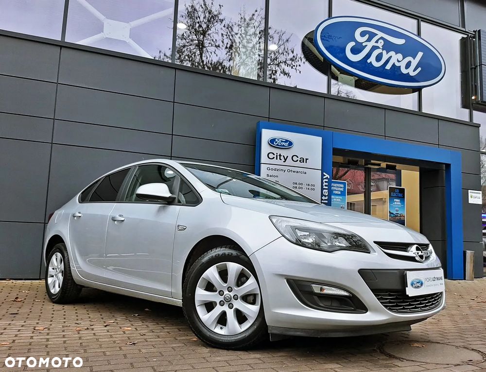 Opel Astra - 2