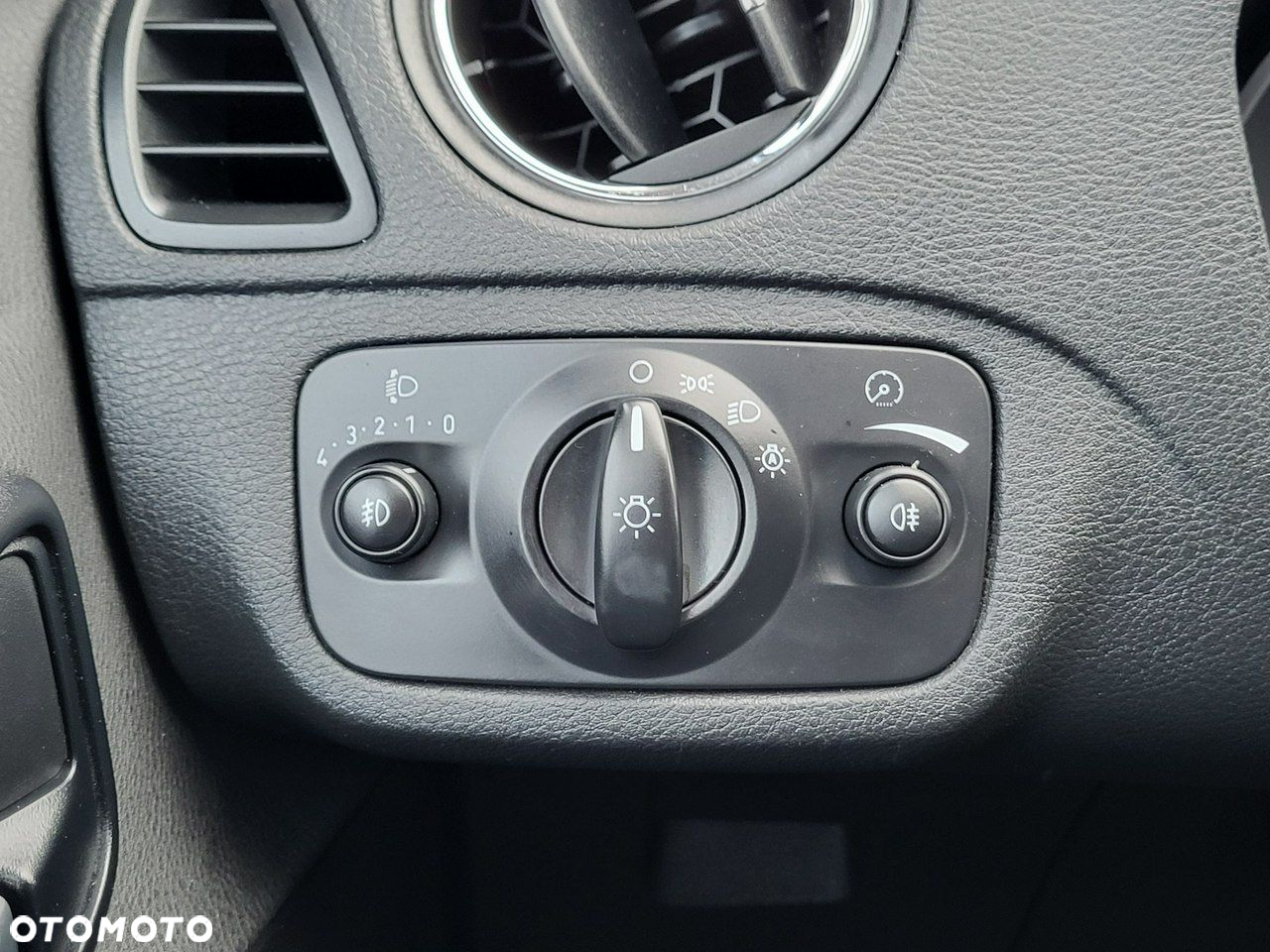 Ford S-Max - 29
