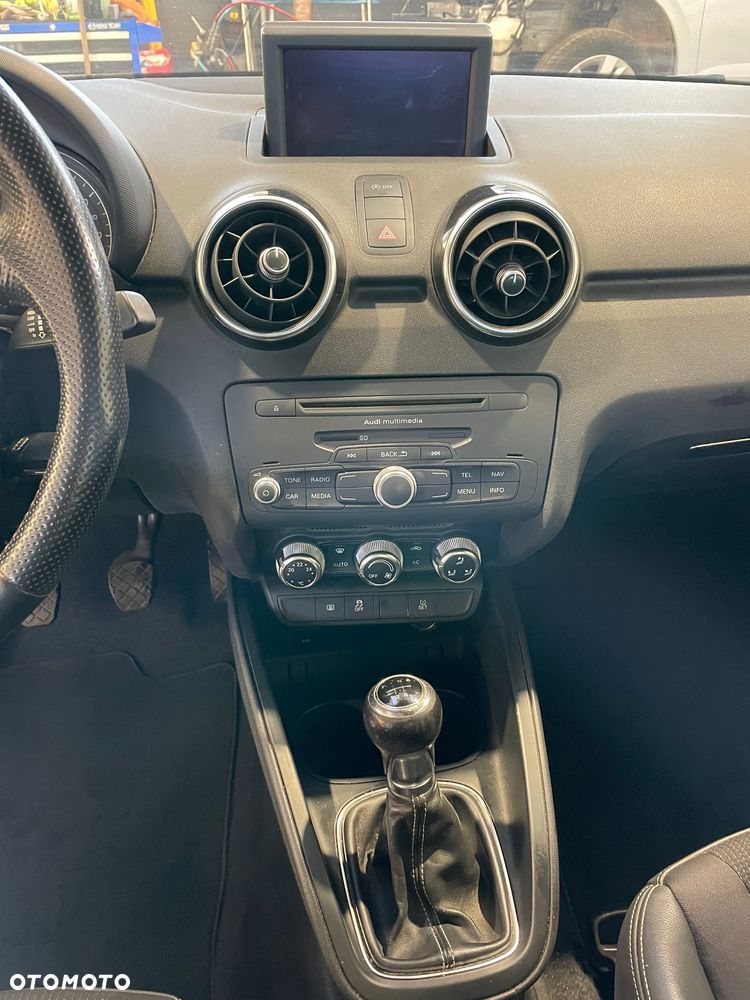 Audi A1 3-drzwiowe 1.6 TDI S line Sportpaket - 21