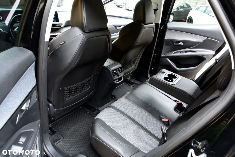 Peugeot 3008 1.6 BlueHDi Allure S&S - 8