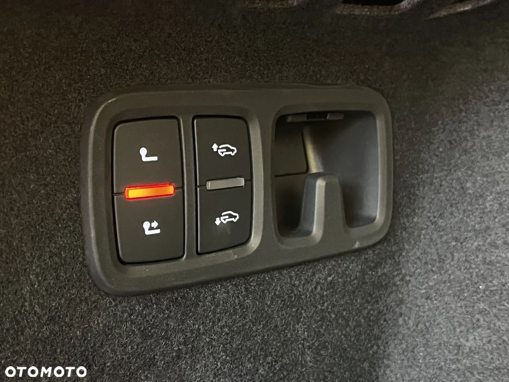 Audi Q8 60 TFSI e PHEV Quattro Tiptronic - 40