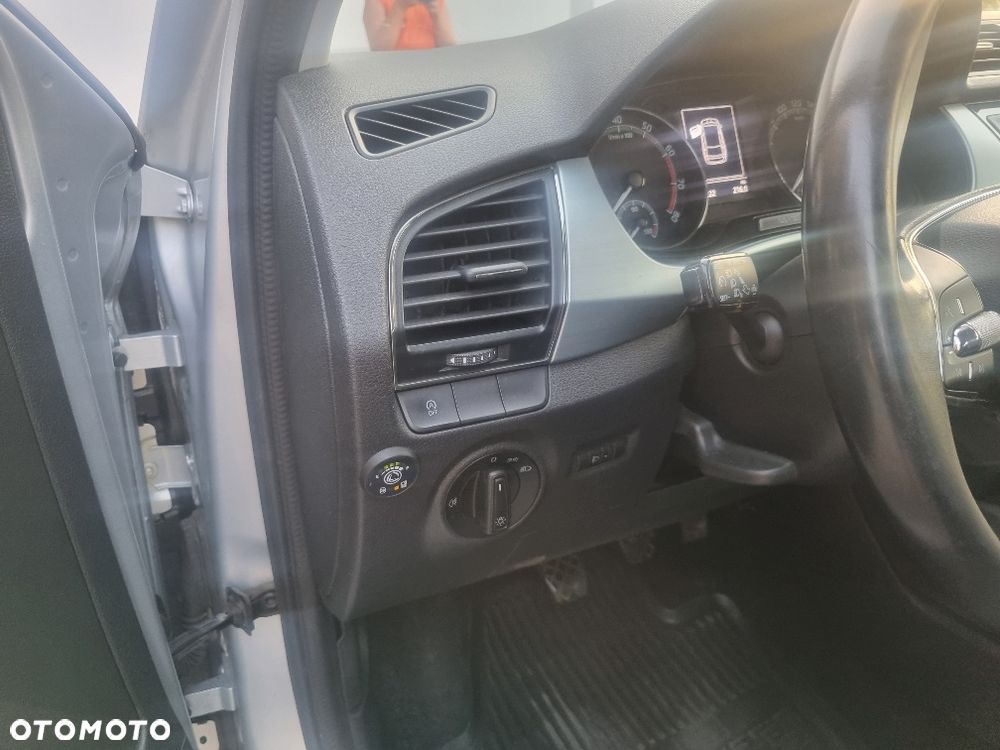 Skoda Fabia 1.0 Ambition - 13
