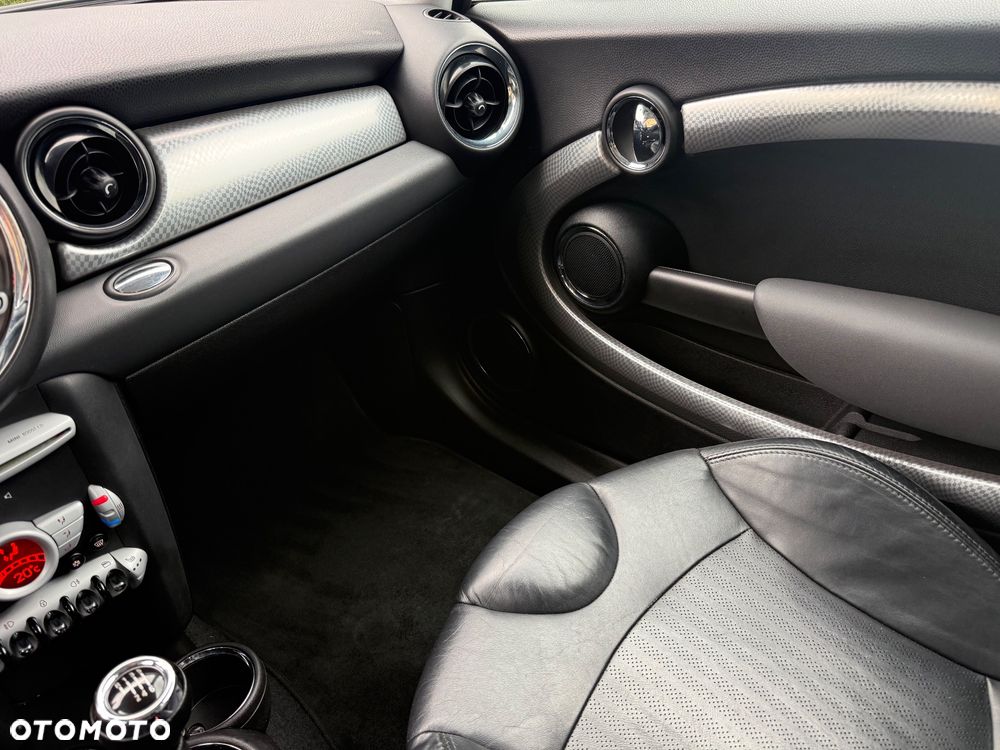 MINI Cooper S - 24