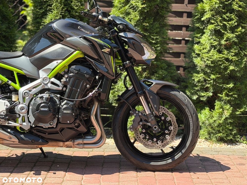 Kawasaki Z 900 - 10