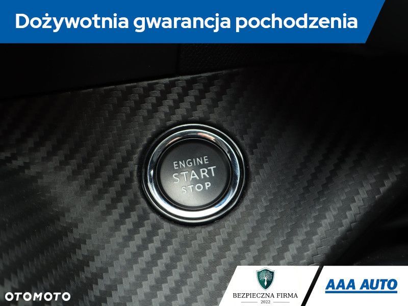 Peugeot 208 - 21