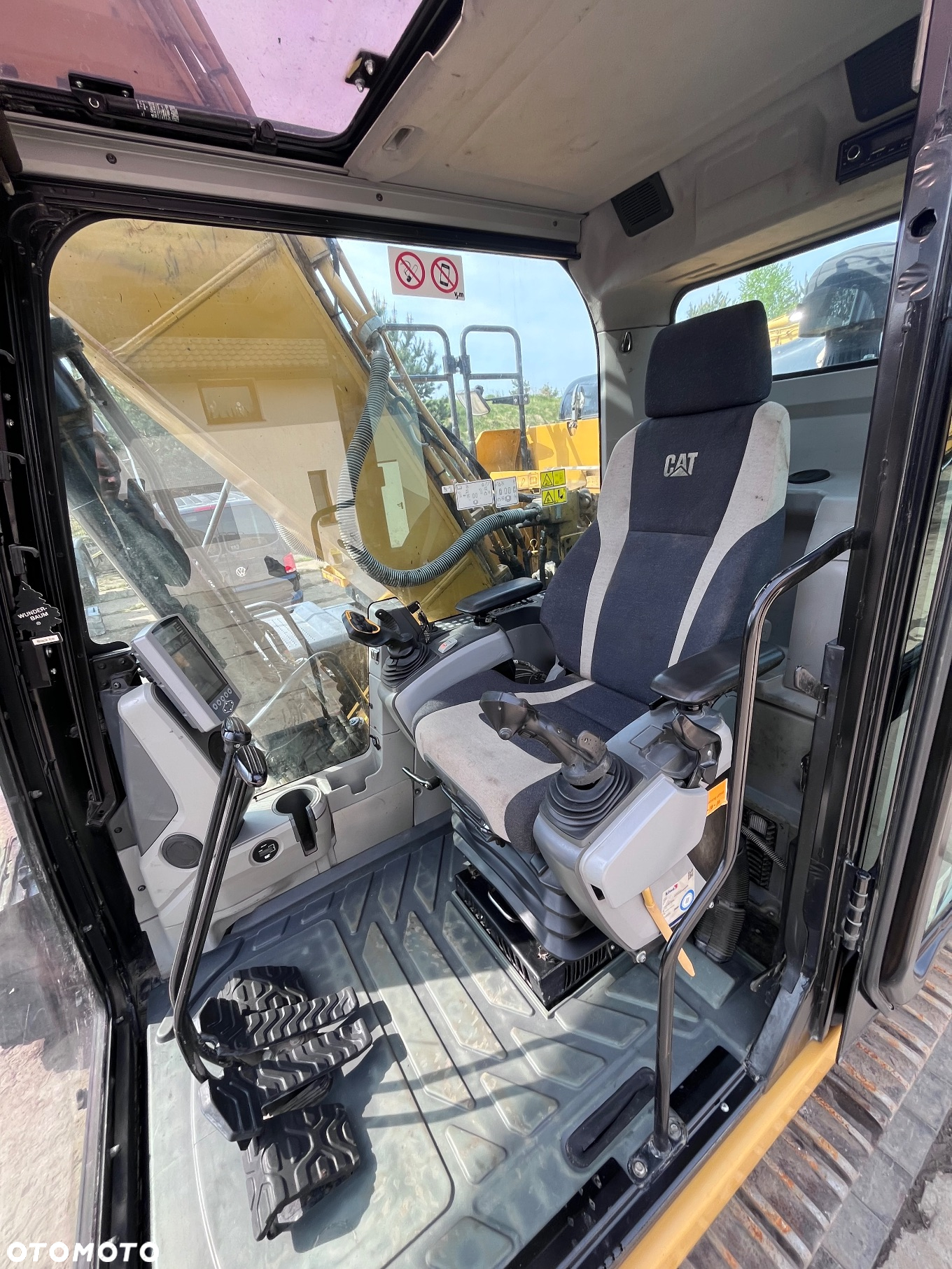 Caterpillar CAT 323EL - 32