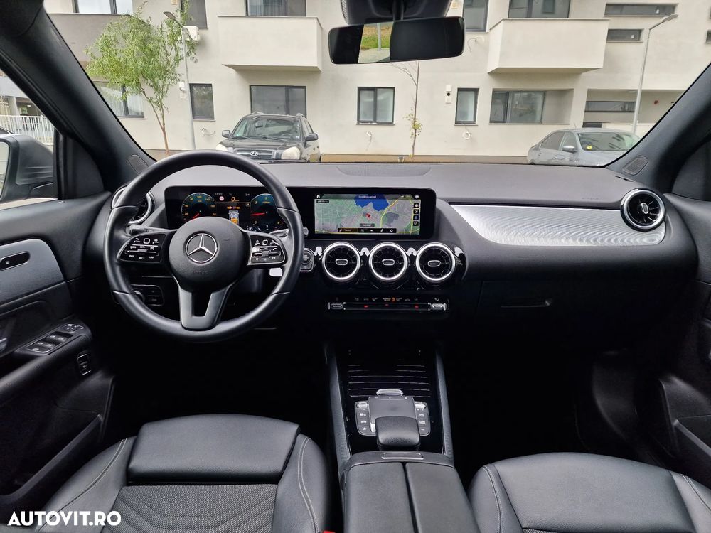 Mercedes-Benz GLA - 17