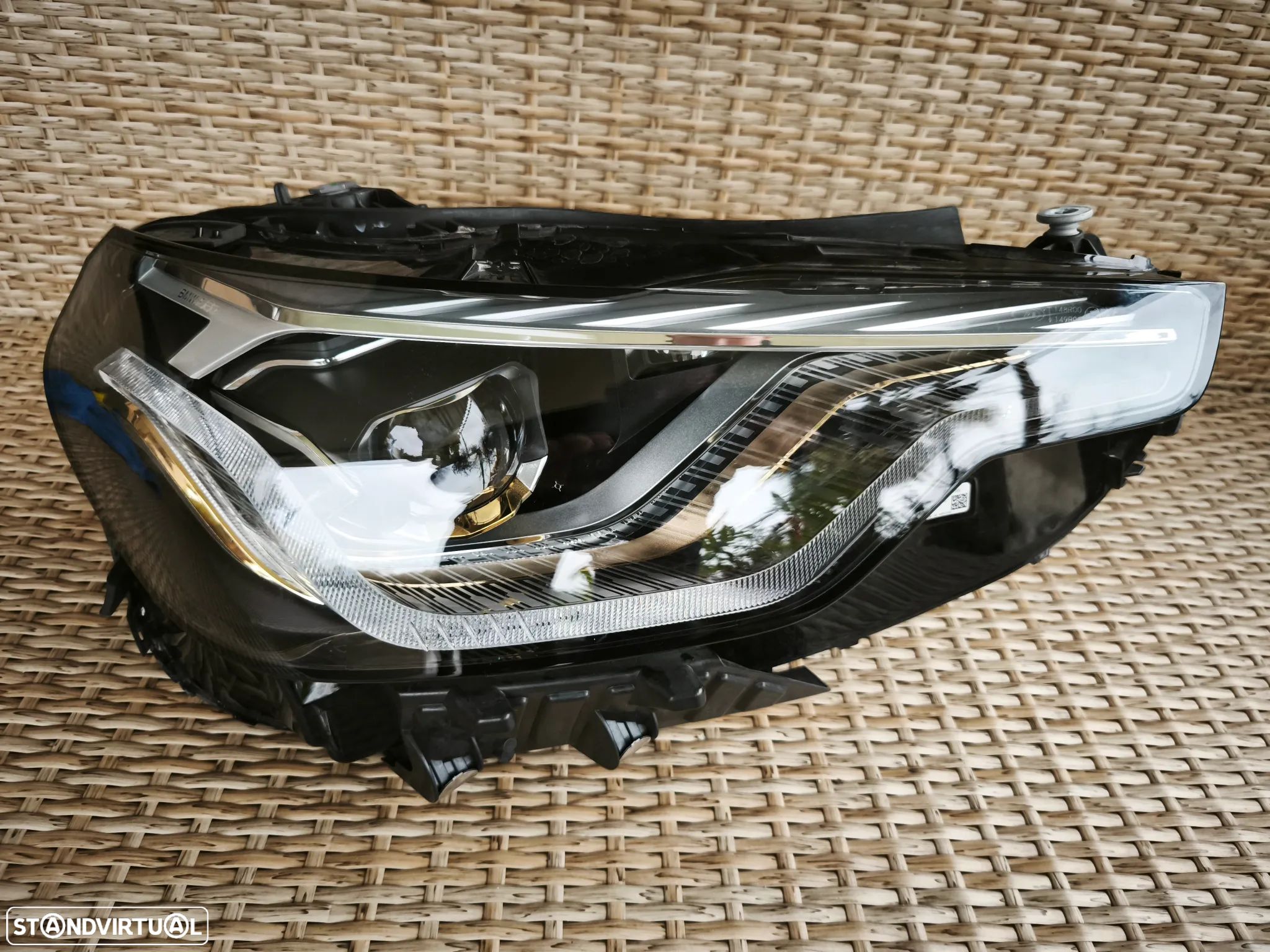 Farol direito full Led série 2 G87 G42 - 5A320F4 - 1