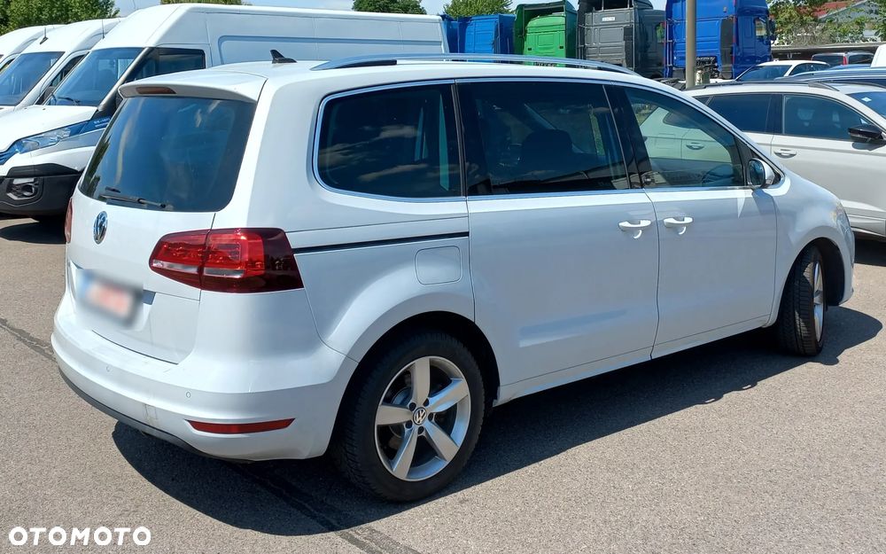 Volkswagen Sharan 2.0 TDI BMT 4Mot Highline DSG - 11