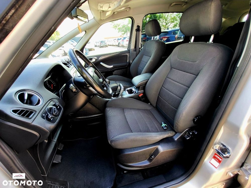 Ford S-Max - 15