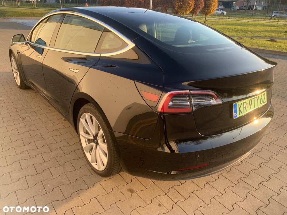 Tesla Model 3 - 15