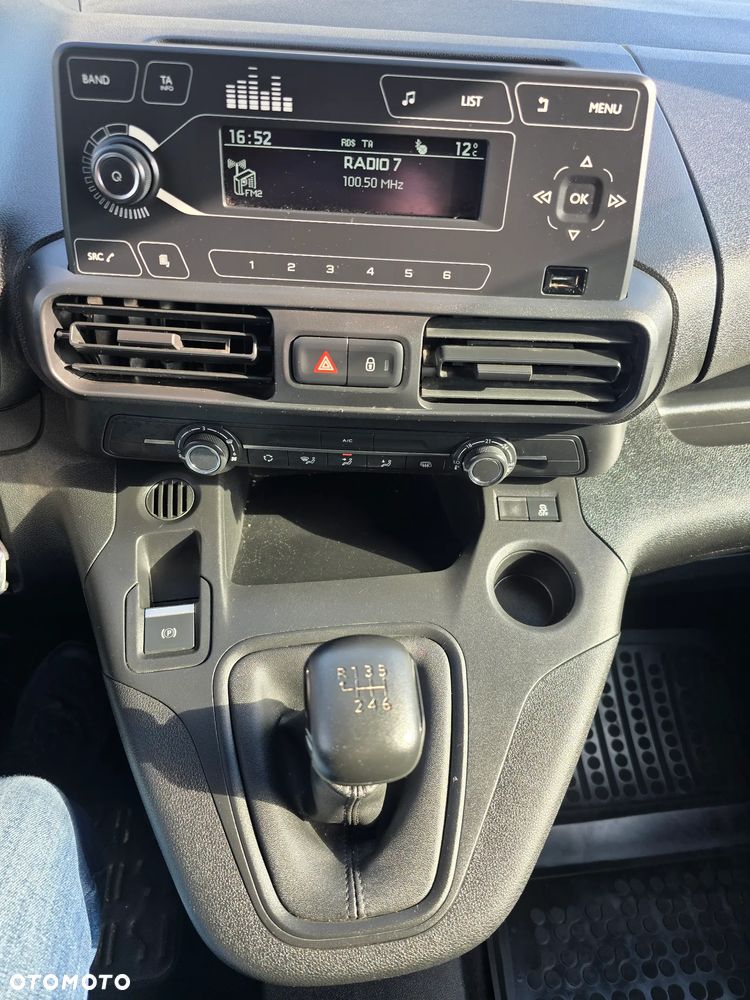 Opel Combo 1.5 CDTI Enjoy S&S - 11