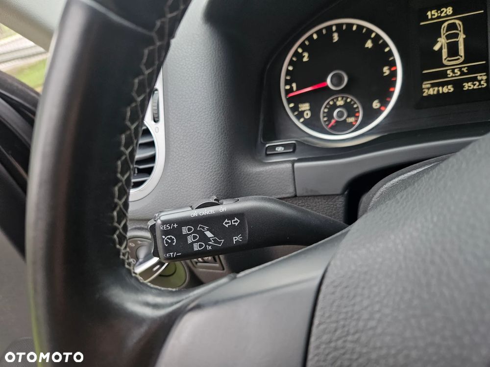 Volkswagen Tiguan 2.0 TDI DPF 4Motion Team - 14