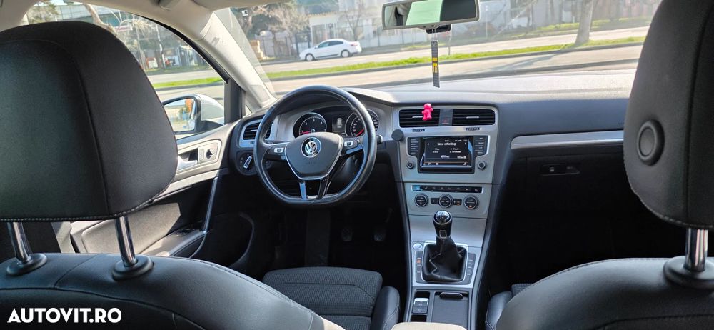 Volkswagen Golf 1.6 TDI BlueMotion Technology Lounge - 32