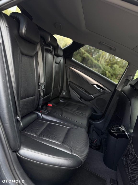 Hyundai i40 Kombi 1.7 CRDi DCT Premium - 32