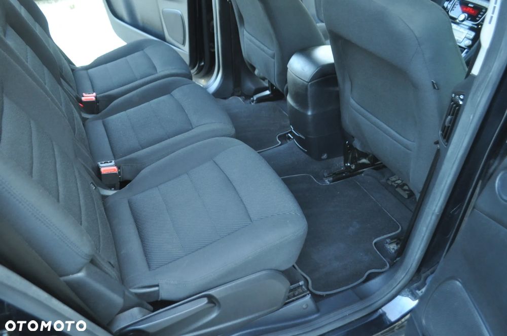 Ford S-Max 2.0 Titanium - 38