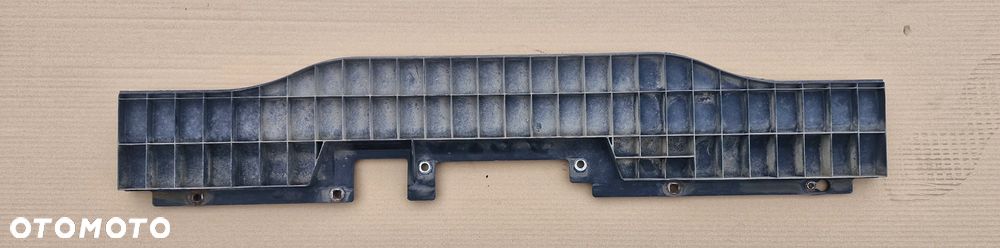 SCANIA R S MASKOWNICA KLAPA RECYRKULACJI 2578776 - 1