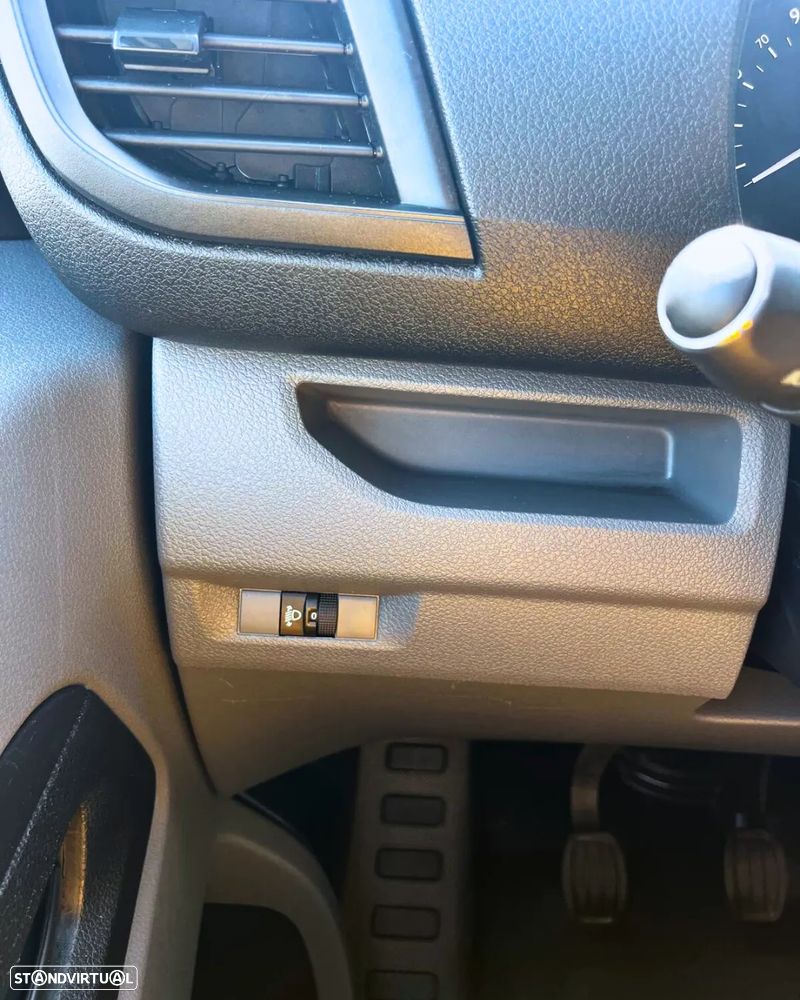 Peugeot EXPERT 226C 1.6BlueHDI95Pre - 21