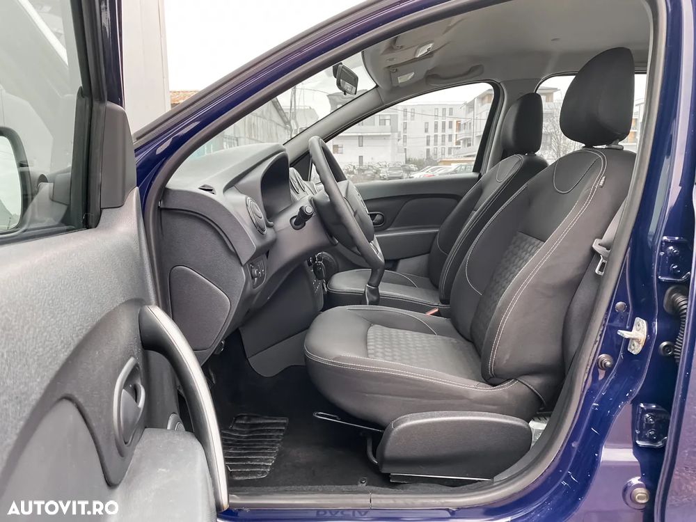 Dacia Sandero - 8