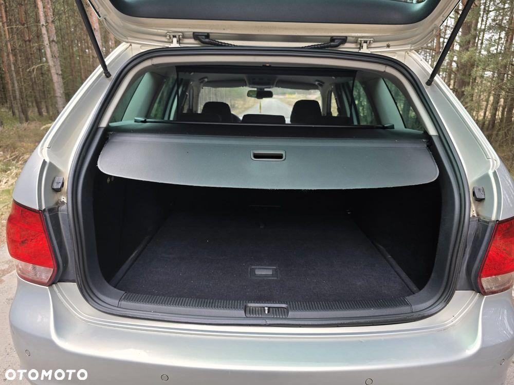 Volkswagen Golf 2.0 TDI DPF Style - 7