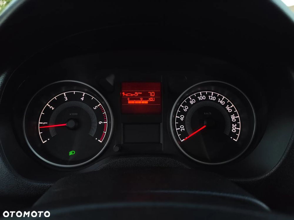 Peugeot 301 1.6 VTi Allure EU6 - 15