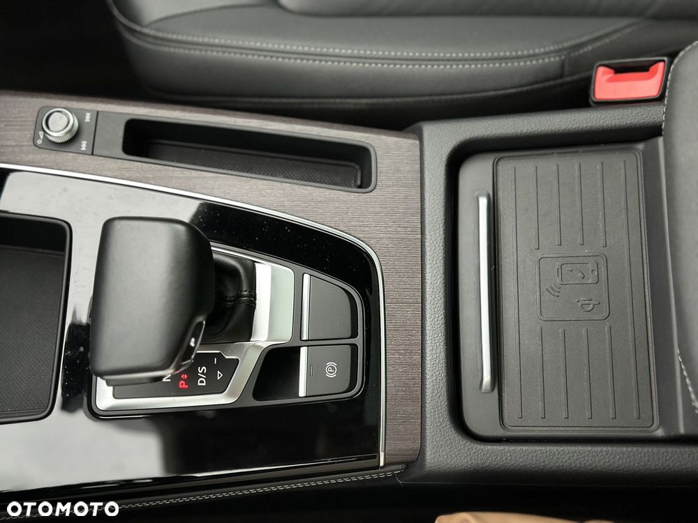 Audi Q5 45 TFSI quattro S tronic S line - 25