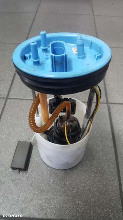 POMPKA POMPA PALIWA BENZYNA 1.4 TSI TOURAN LIFT 1T0919051H WYSYŁKA !!! - 2