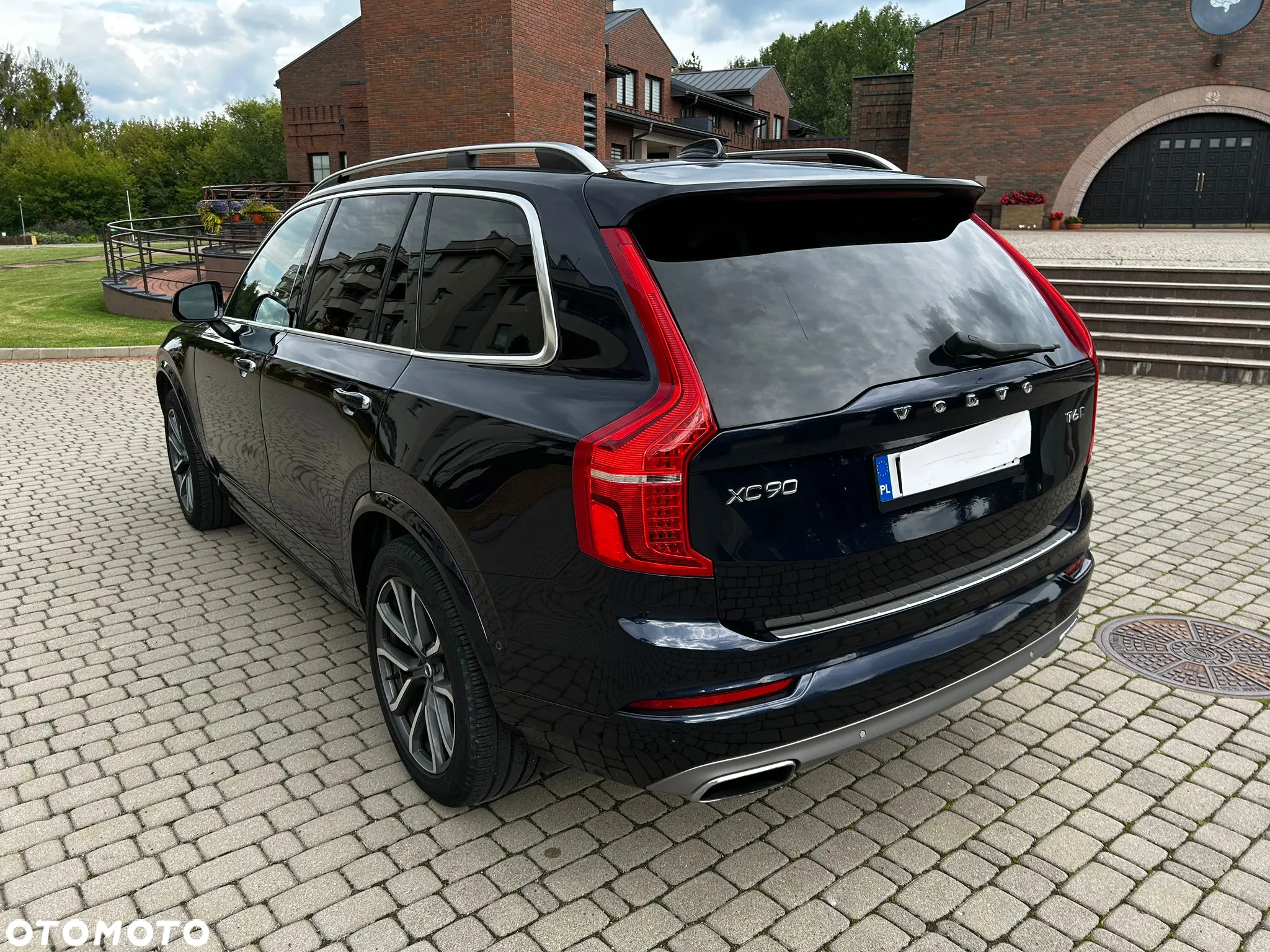 Volvo XC 90 T6 AWD R-Design 7os - 10