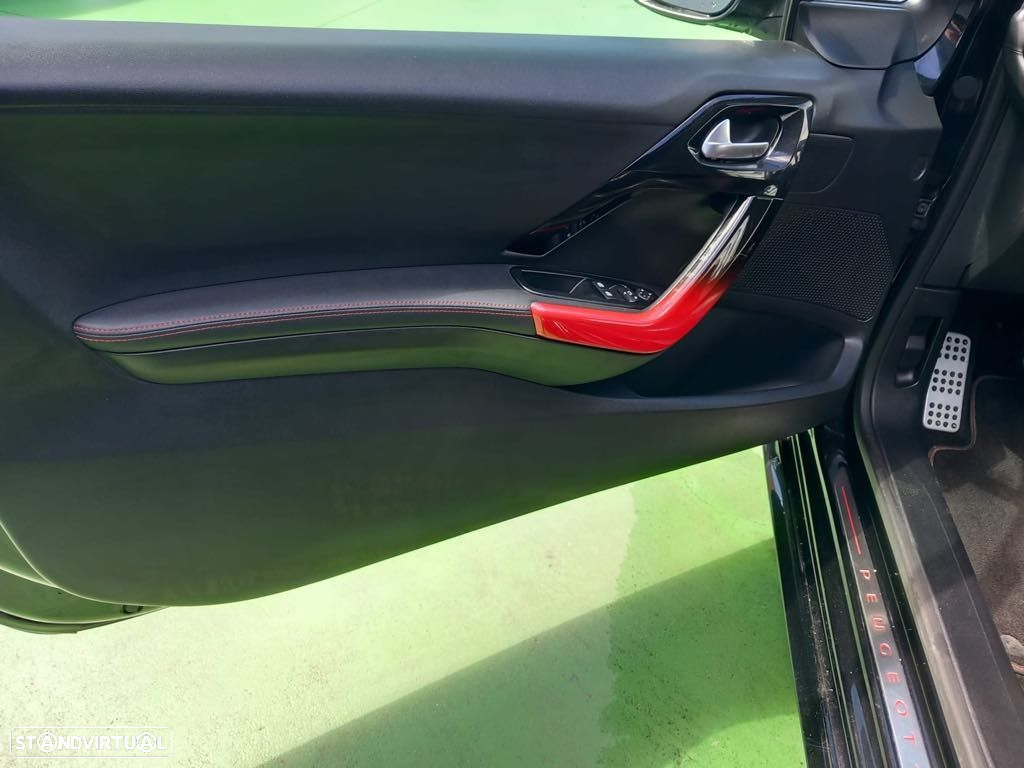 Peugeot 208 1.6 THP GTi - 7