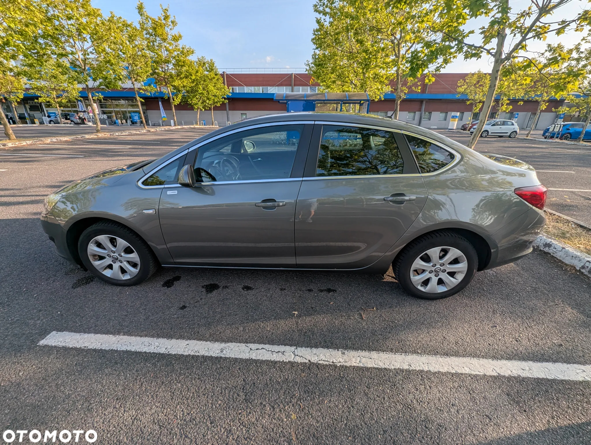 Opel Astra IV 1.4 T Active EU6 - 15