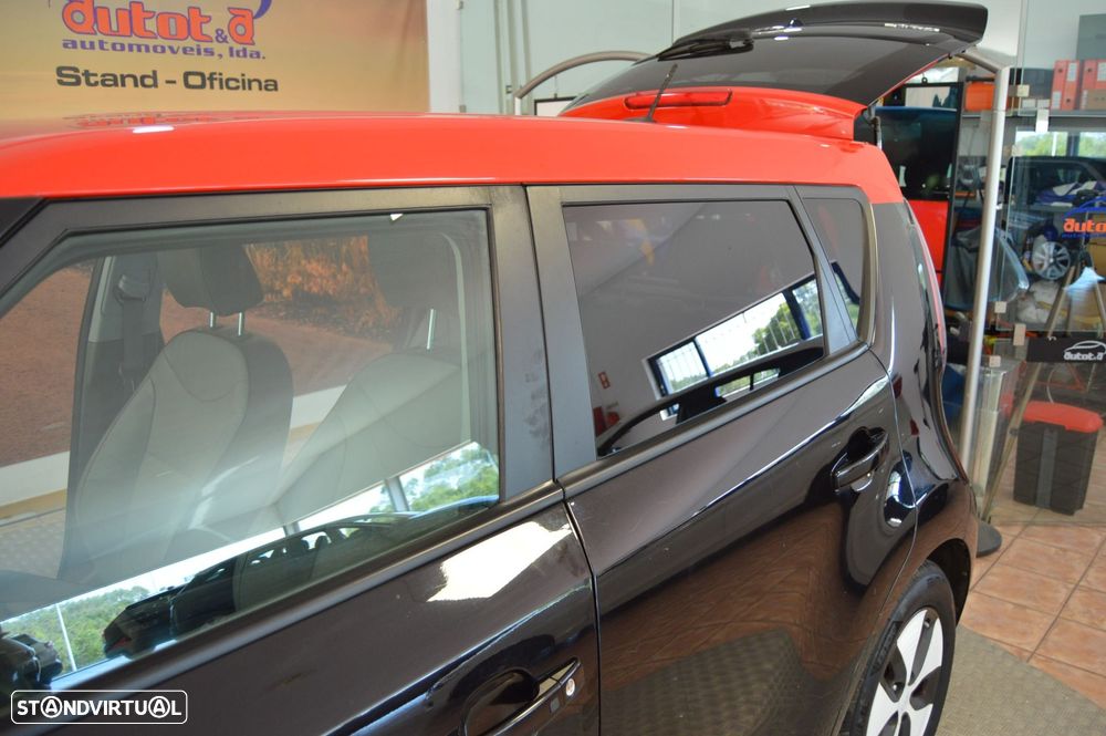 Kia e-Soul EV - 15