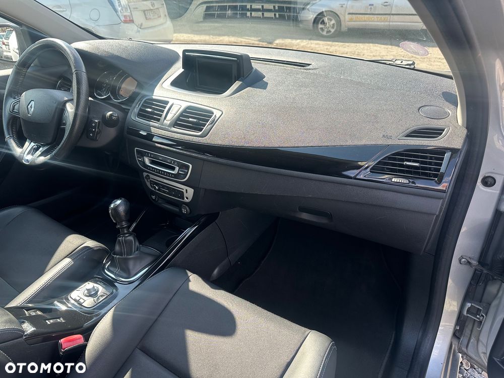 Renault Megane ENERGY TCe 130 Start & Stop Bose Edition - 13