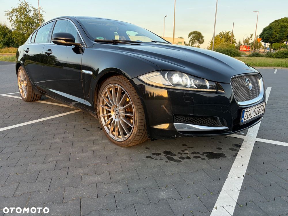 Jaguar XF - 2