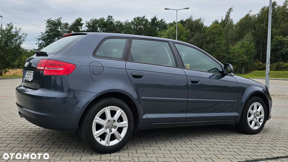 Audi A3 2.0 TDI DPF (DSG) S tronic Ambition - 9