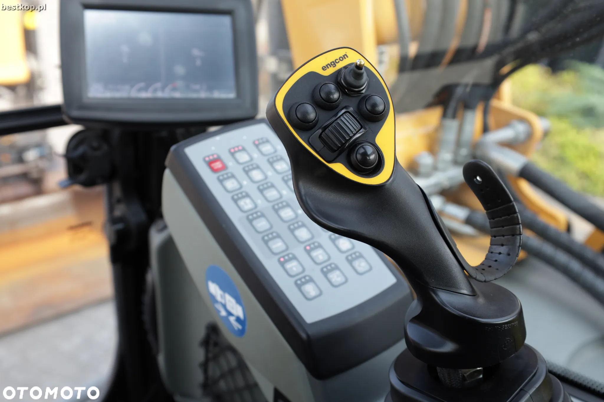 Liebherr A910 Compact Litronic - 33