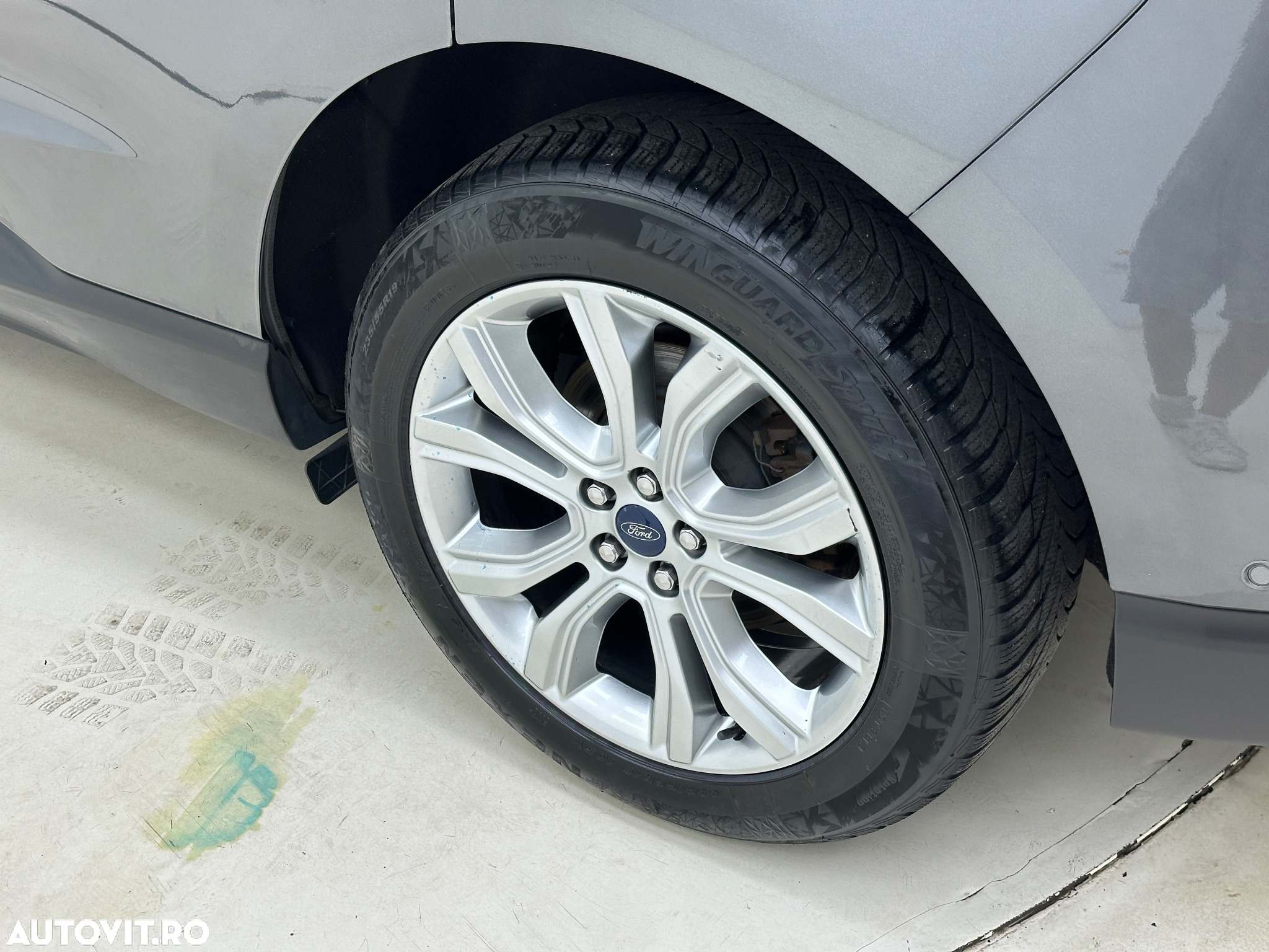 Ford Edge - 12