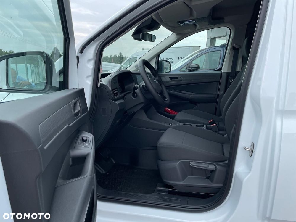 Ford Transit Connect - 19