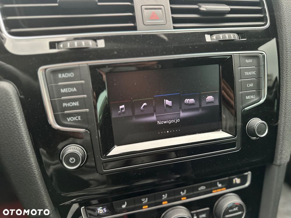 Volkswagen Golf 2.0 BlueTDI Highline - 7