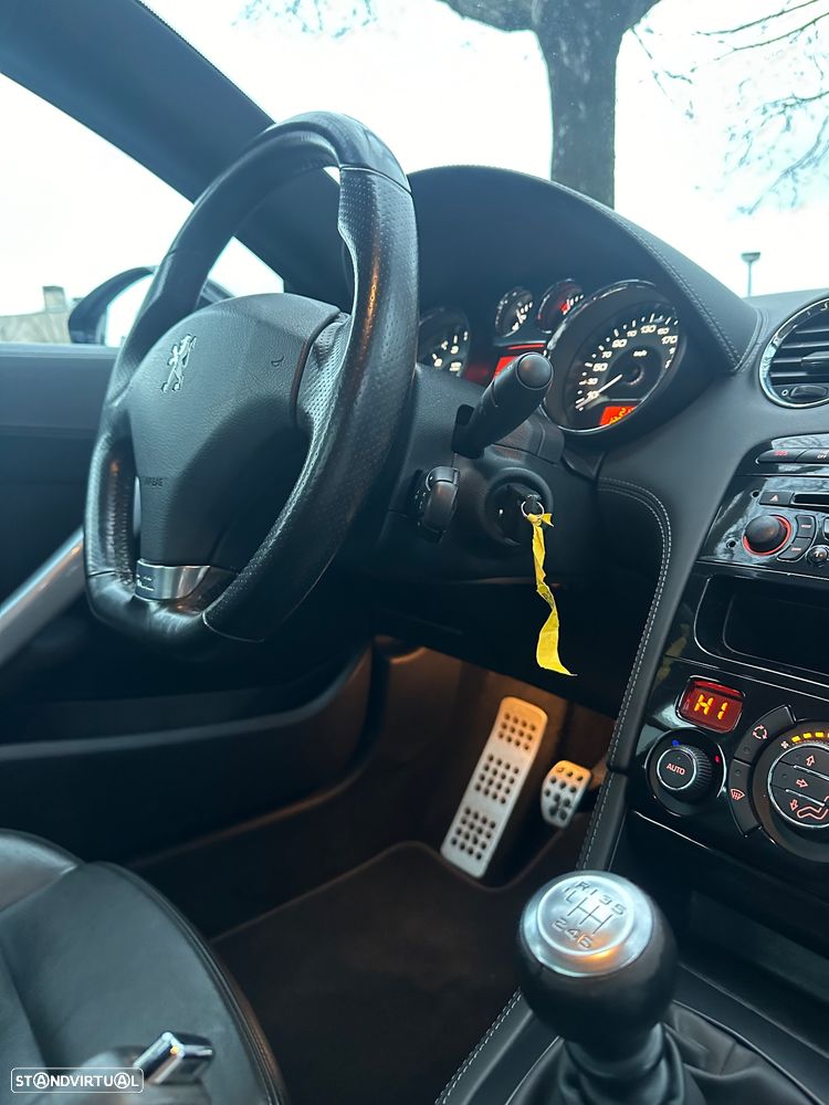 Peugeot RCZ 1.6 THP - 25